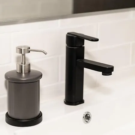 H30 Salces Self Check In Licencia Hbi01292 بلباو