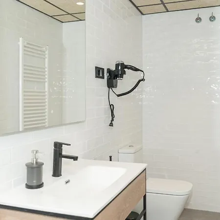 Guest house H30 Salces Self Check In Licencia Hbi01292